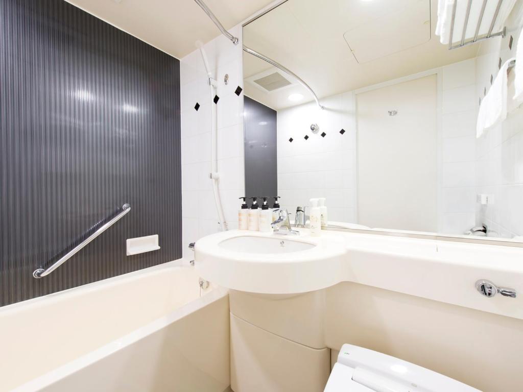 Hotel Villa Fontaine Tokyo-Jimbocho Bagian luar foto