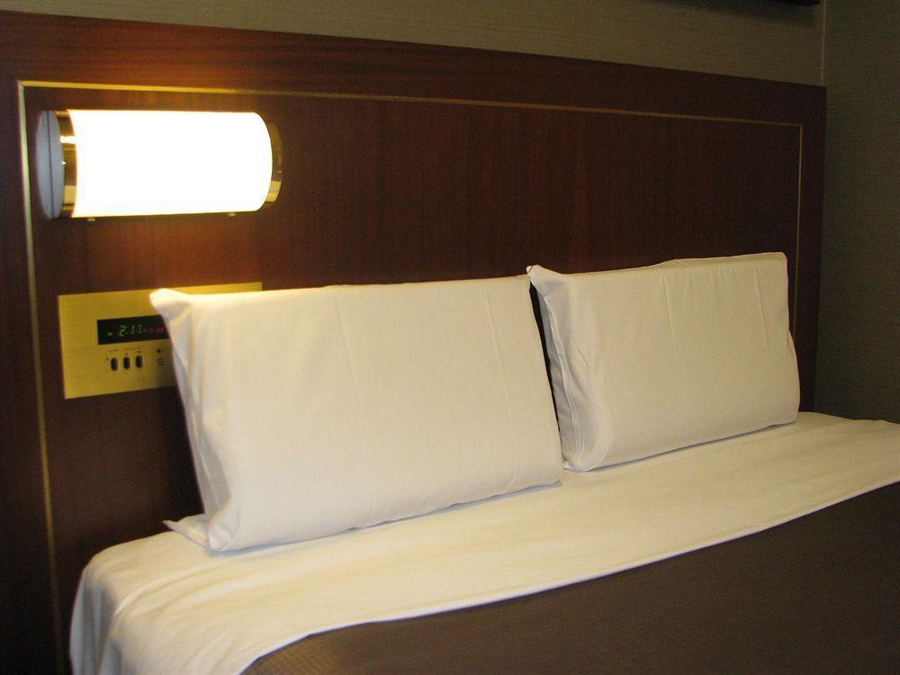 Hotel Villa Fontaine Tokyo-Jimbocho Bagian luar foto