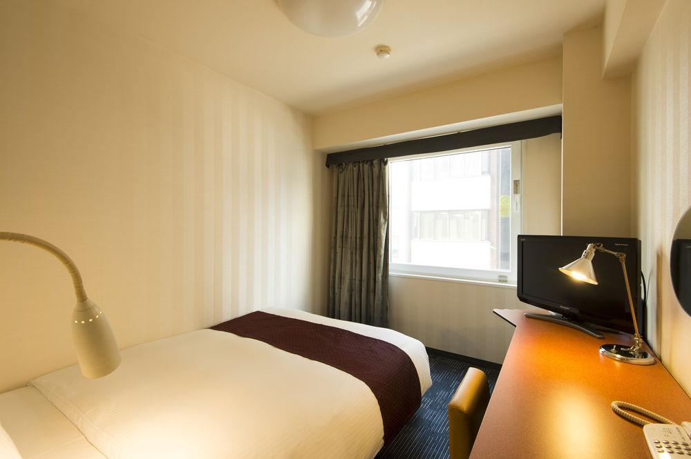 Hotel Villa Fontaine Tokyo-Jimbocho Bagian luar foto